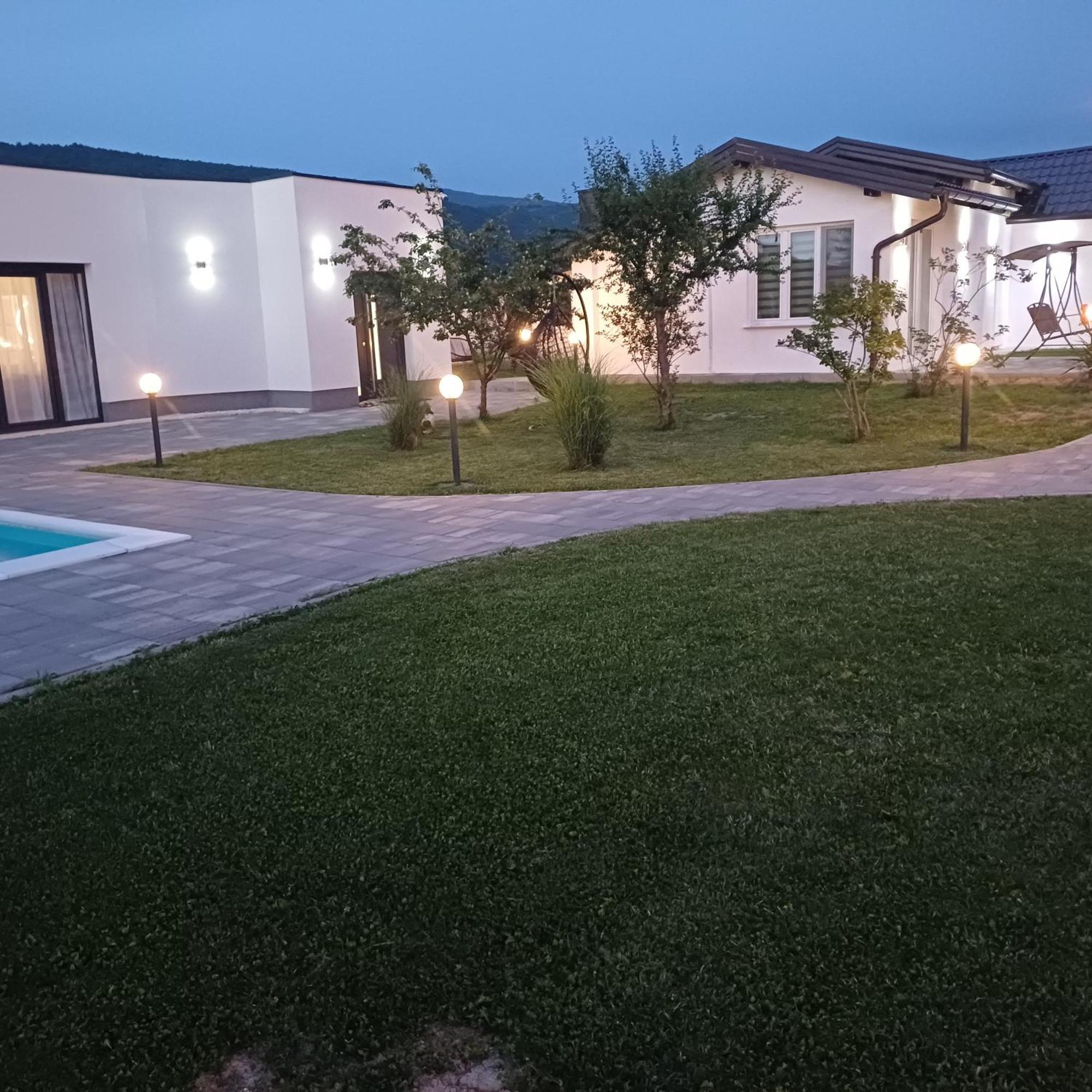 Villa Family Estate Hadzalova Avlija Bihać Exterior foto